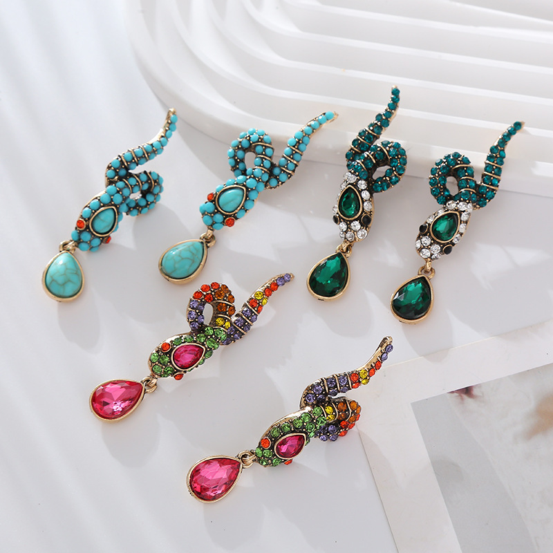 Fashion Jewelry Rhinestone Earrings For Women YWHME-796