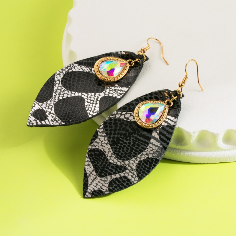 Fashion Jewelry Leather Earrings For Women YWHME-115 