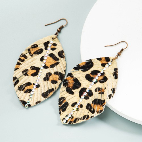 Fashion Jewelry Leather Earrings For Women YWHME-51