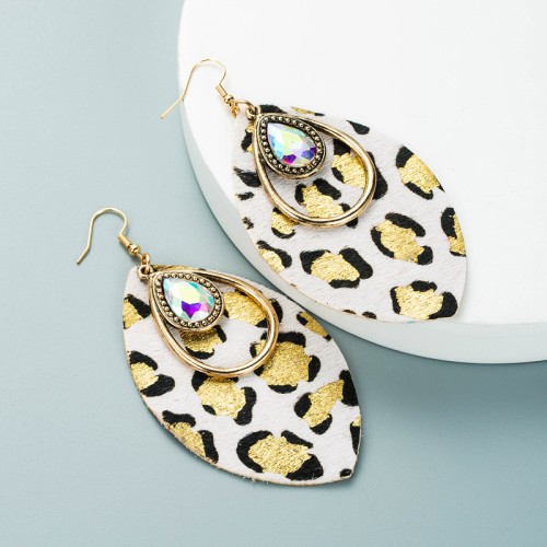 Fashion Jewelry Leather Earrings For Women YWHME-53