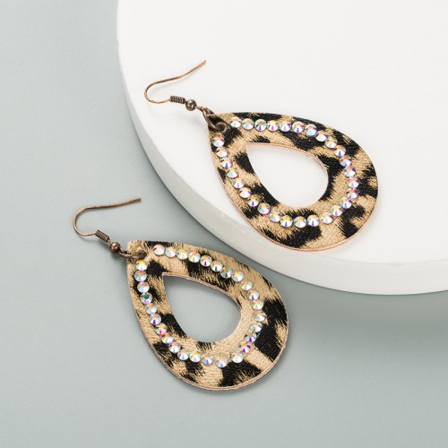 Fashion Jewelry Leather Earrings For Women YWHME-70